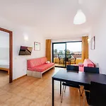 Apto Con Terraza 403